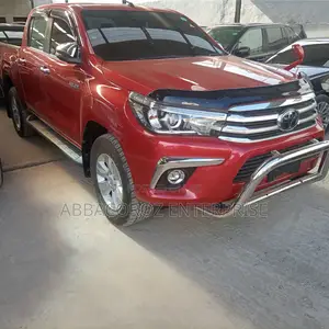 Toyota Hilux 2016 Red