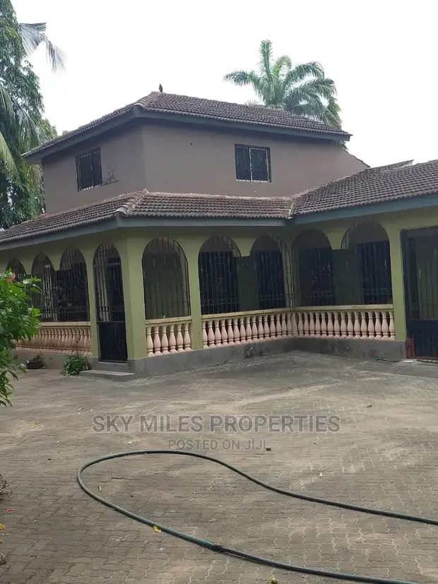 Mansion on Sale Beach Road Nyali