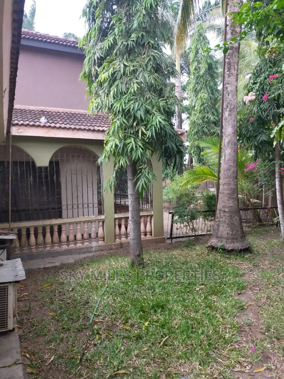 Mansion on Sale Beach Road Nyali