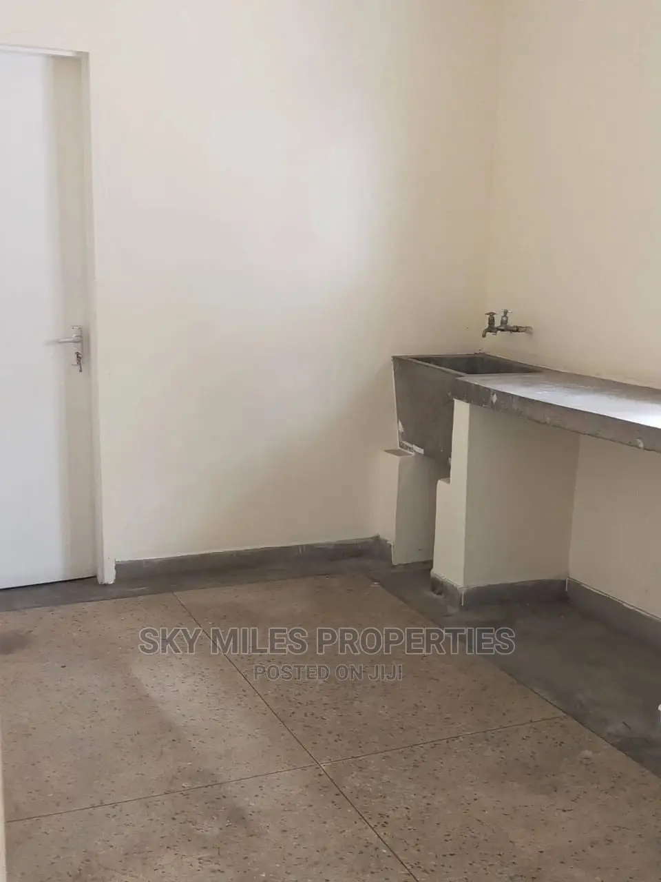 Mansion on Sale Beach Road Nyali