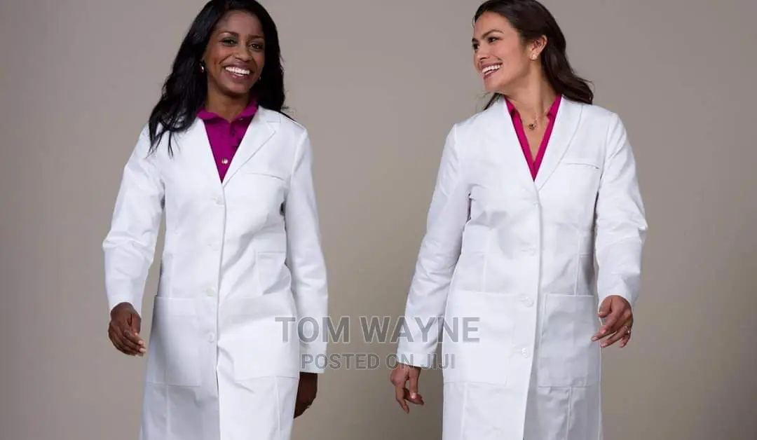 Lab Coats for Hospitals, Chemists, Clinics, Dentists Etc