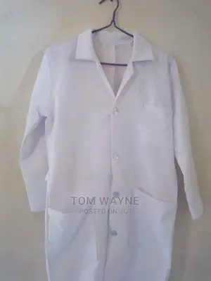 Lab Coats for Hospitals, Chemists, Clinics, Dentists Etc