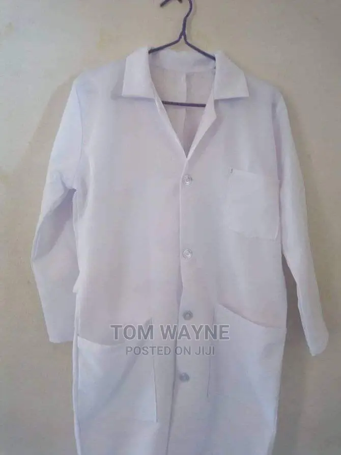 Lab Coats for Hospitals, Chemists, Clinics, Dentists Etc