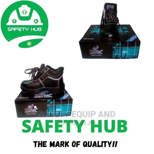 Safety Boots/ Safety Shoes/ Safety Footwear