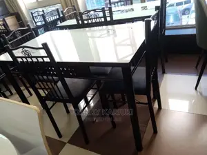 4 Seater Dining Table