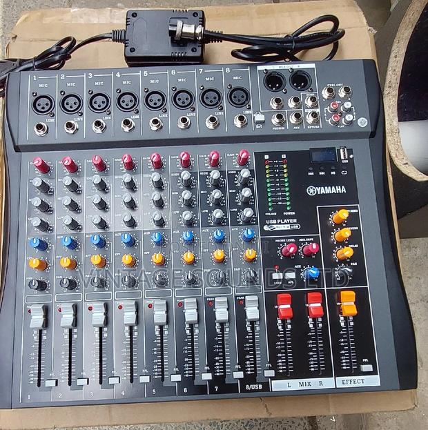 8 Channel Yamaha Plain Mixer - thumbnail 2