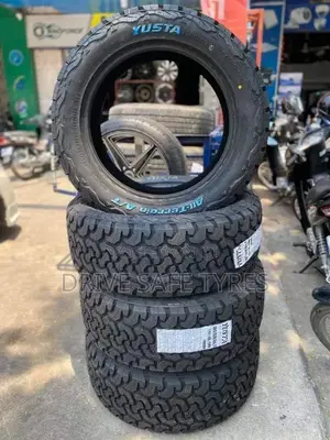 285/50 R 20 Yusta Tyre Allterrain Nyloy Made in China