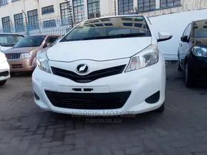 2015 Toyota Vitz - White, Excellent Condition