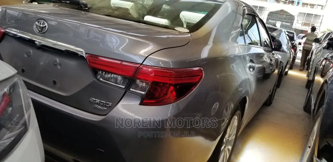 Toyota Mark X 2015 Gray