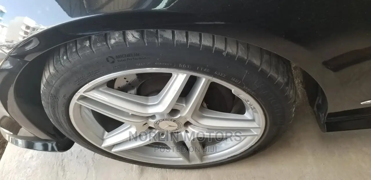 Mercedes-Benz E250 2013 Black