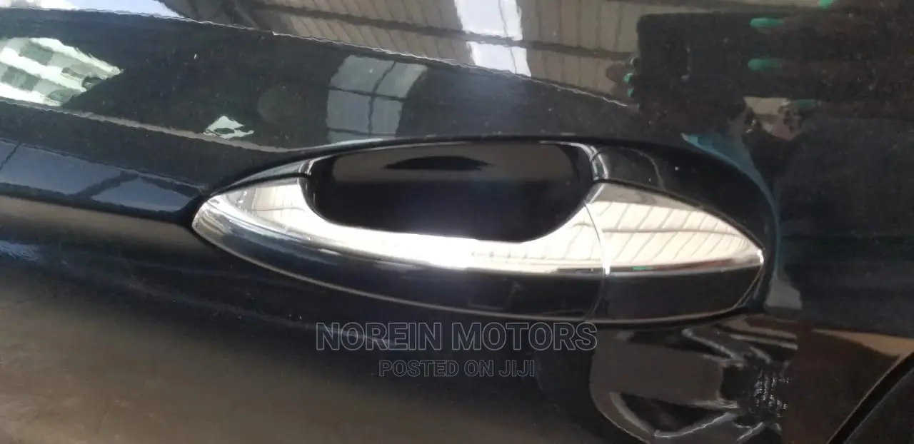 Mercedes-Benz E250 2013 Black