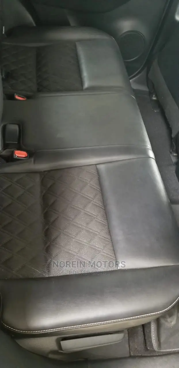 Toyota Harrier 2014 Black