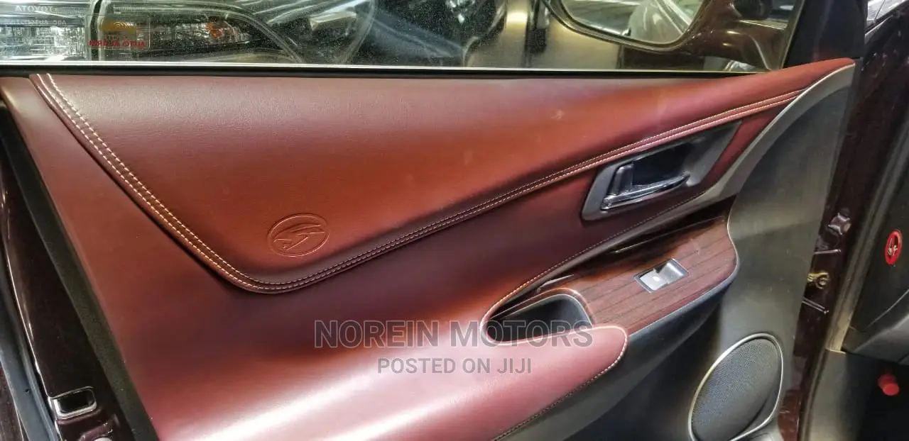 Toyota Harrier 2014 Brown