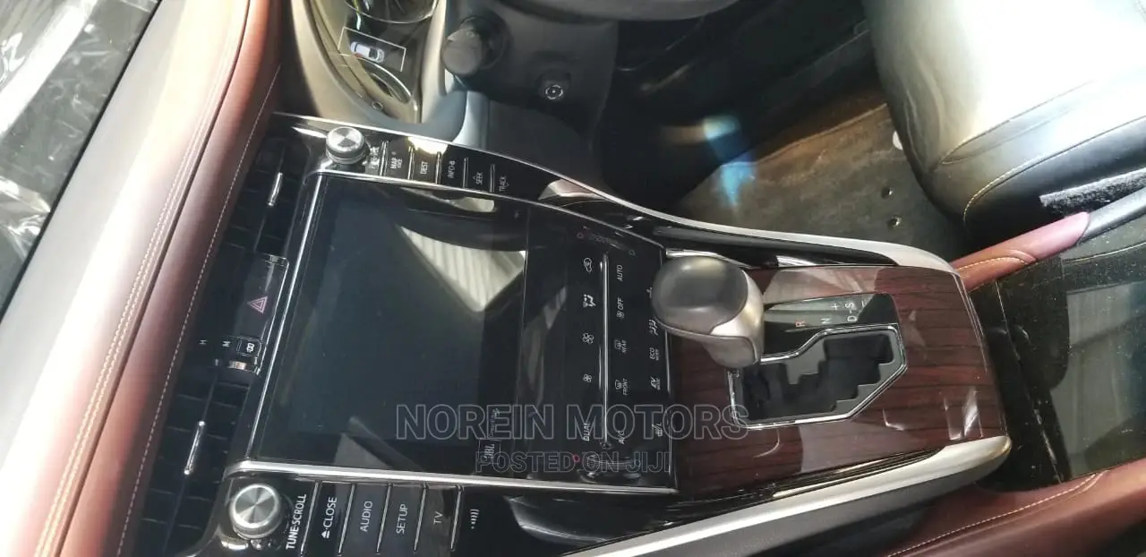 Toyota Harrier 2014 Brown