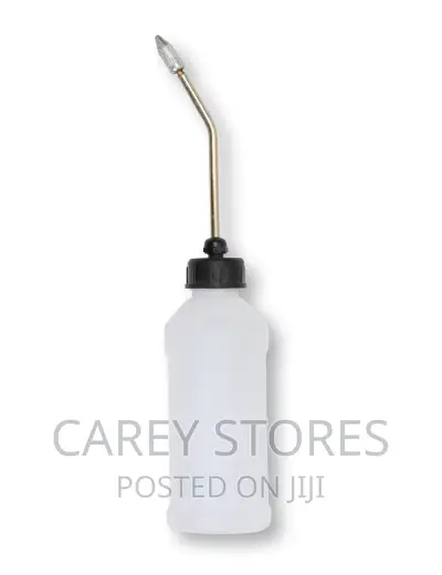 Specialized Oil Cans