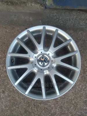 Original Rims Size 17 Inch Set for Volkswagen.