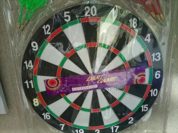 Double Sided Dart Board Game With 6 Darts - thumbnail 3