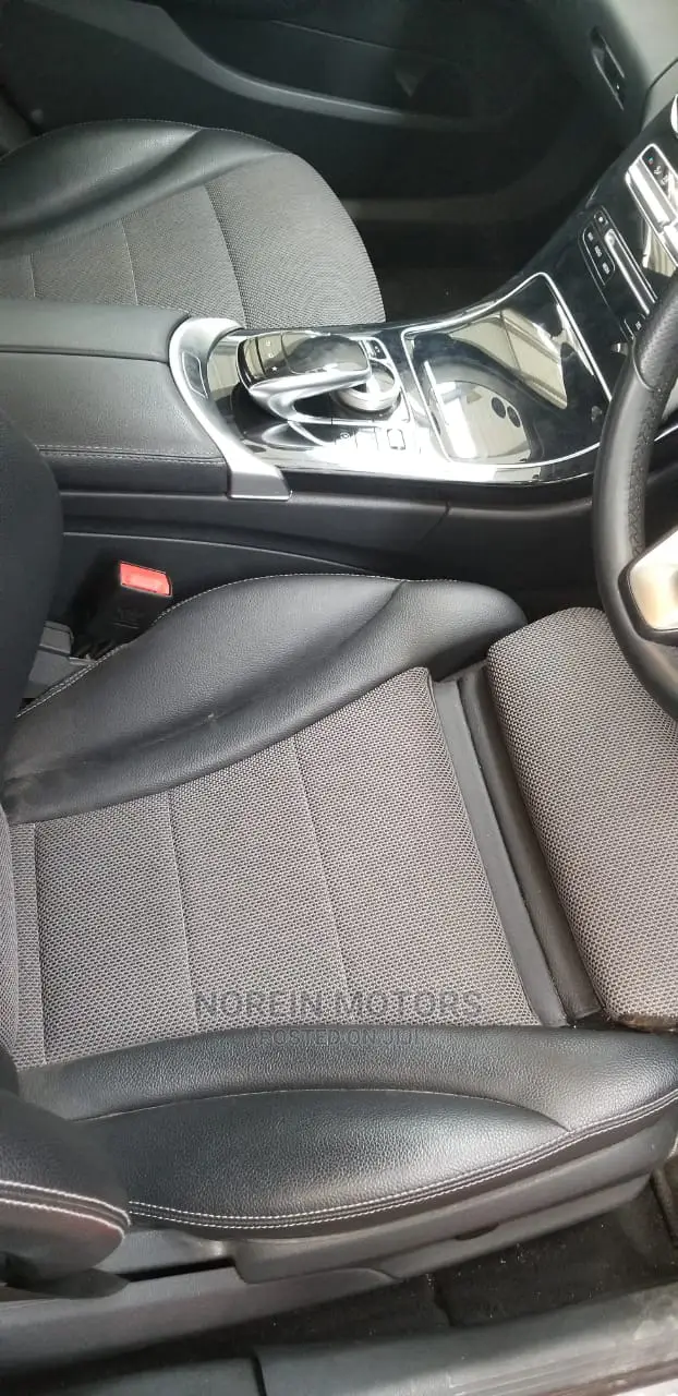 Mercedes-Benz C180 2015 Black