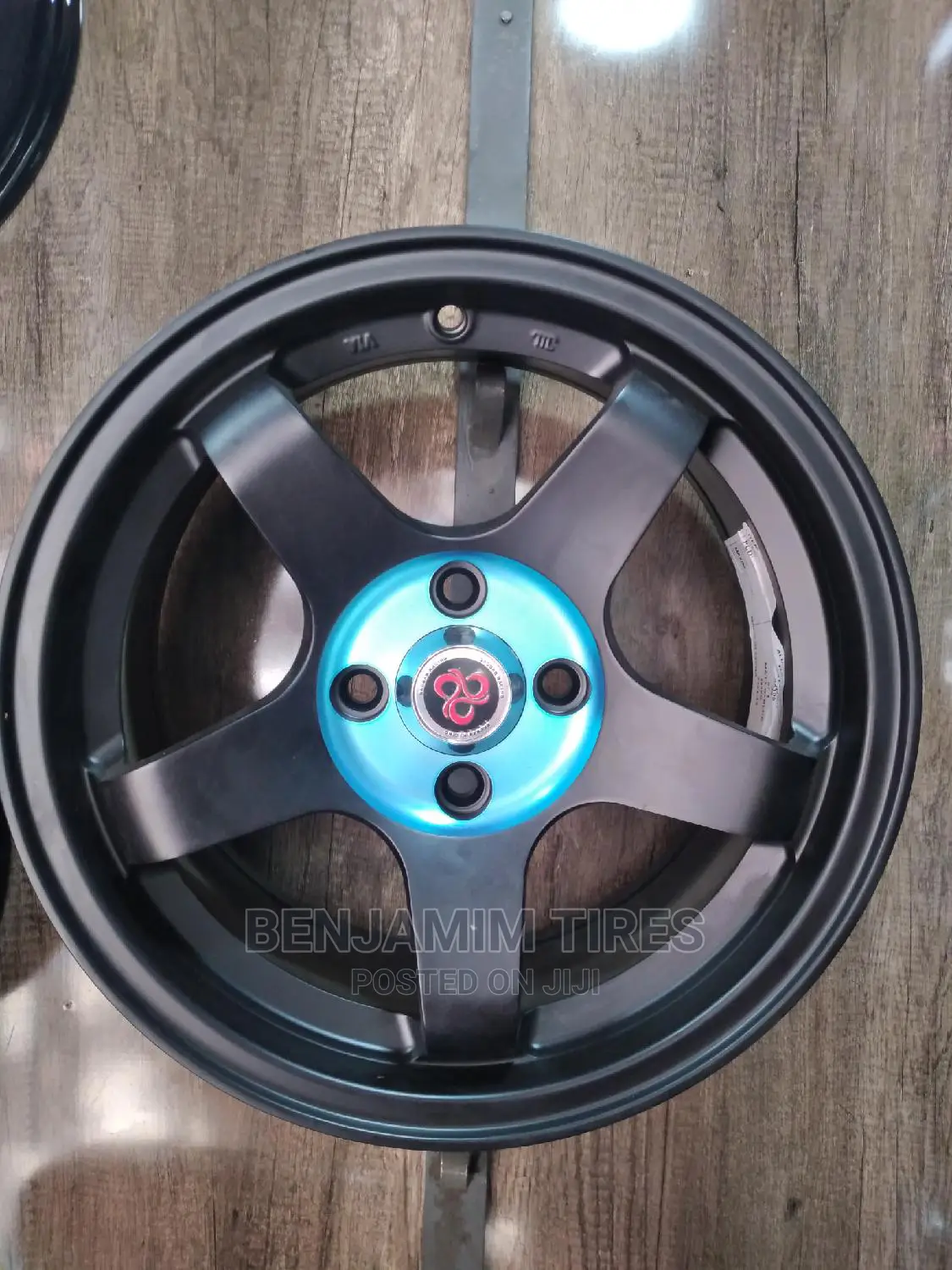 Smart Alloy Rims Set Size 15 Inch 5 Holes.