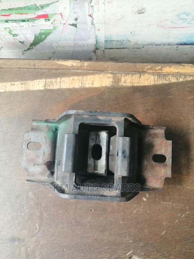 Mazda Demio Old, Gearbox Mount.