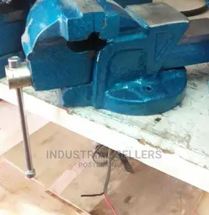 Perfect Bench Vice 6"