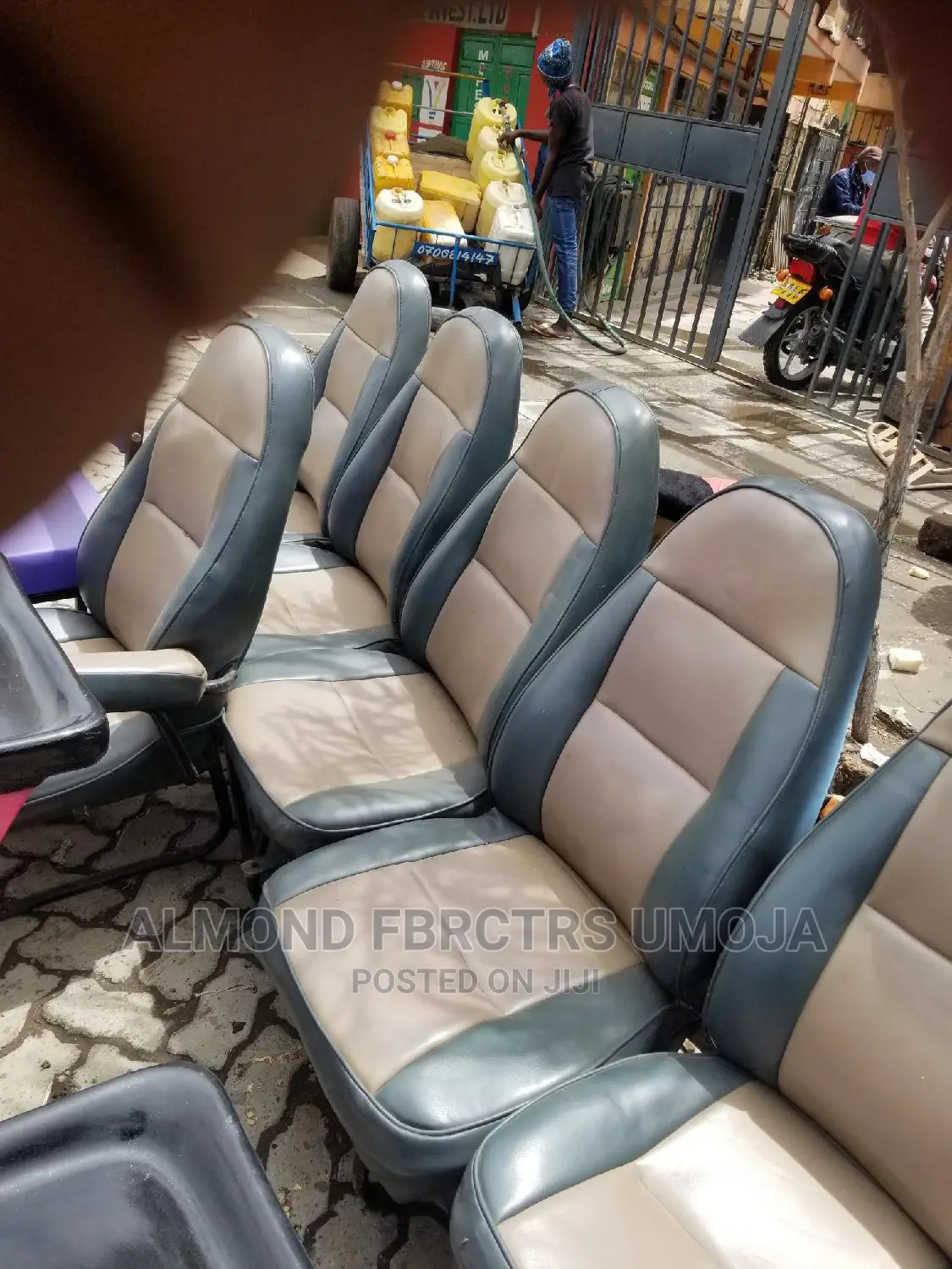 Used 8 Tour Van Seats
