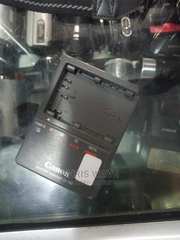 Charger for 1D Series of Camera - thumbnail 2