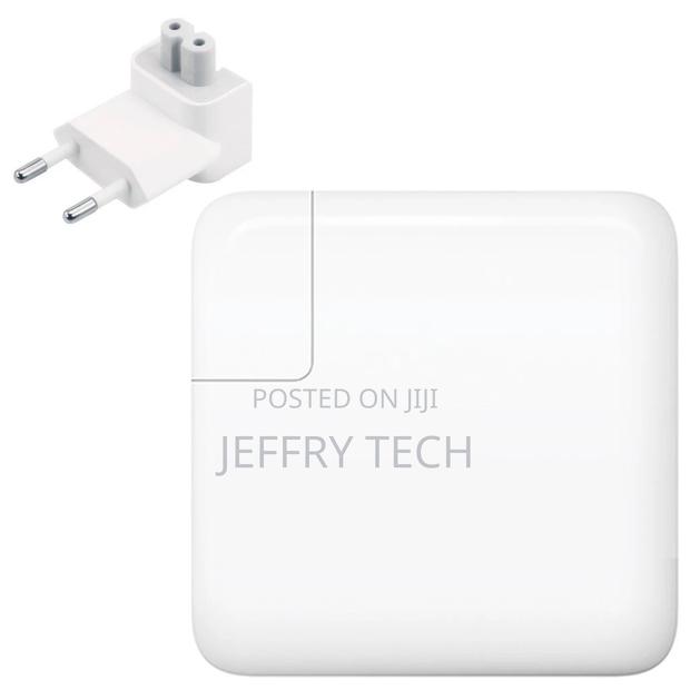 87W USB-C Magsafe Macbook Charger - White