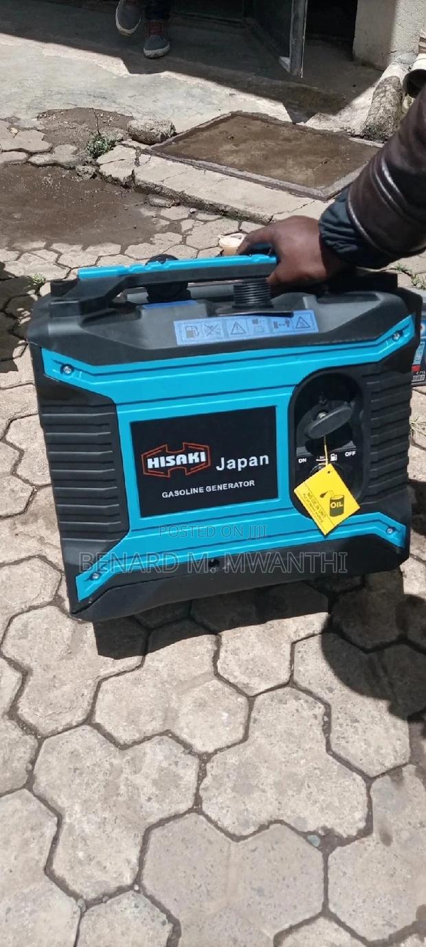 Hk2000i Silent Generator - main view