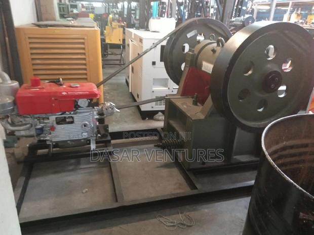 Jaw Stone Crusher Machine - main view