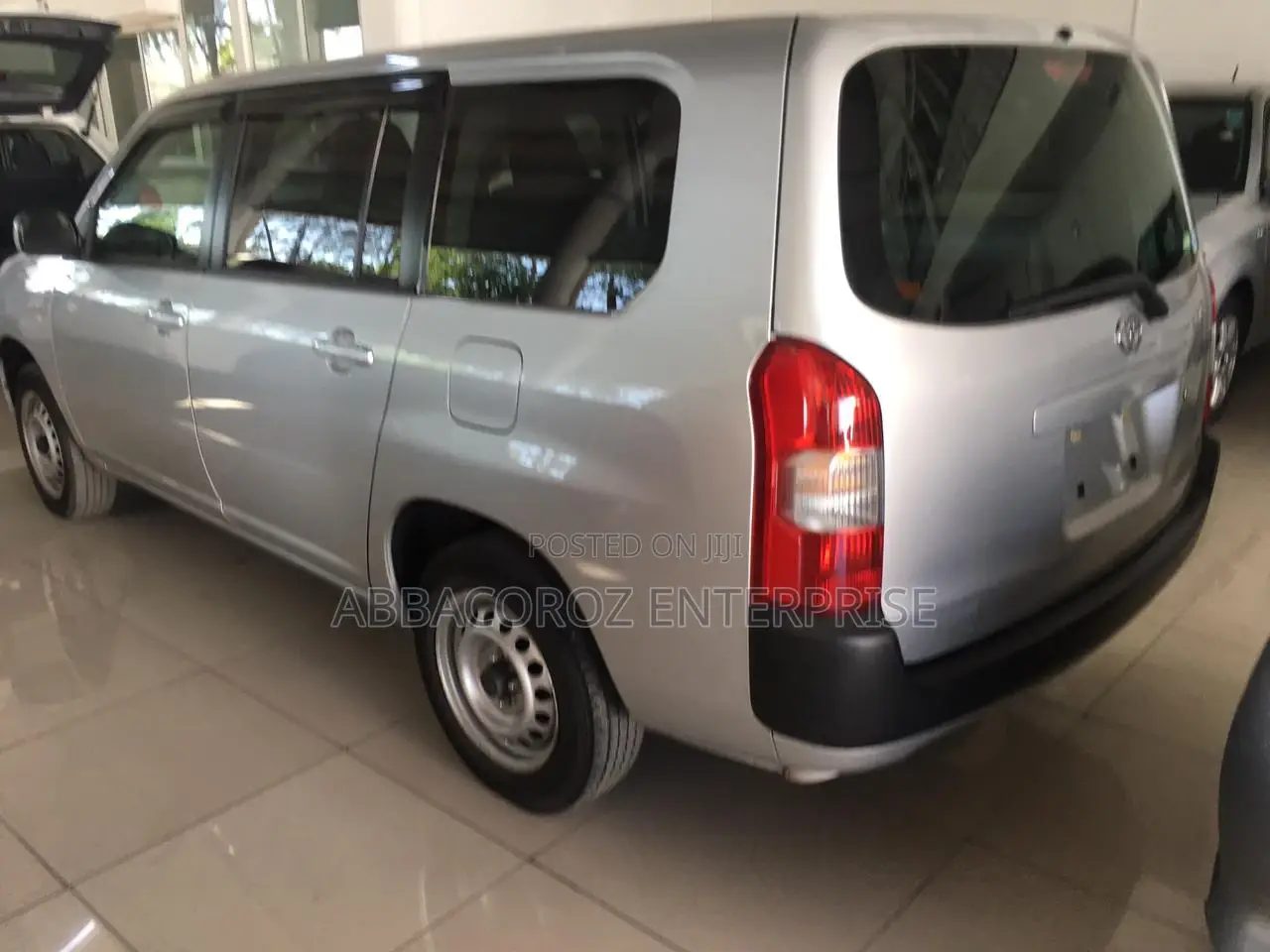 Toyota Succeed 2015 Silver