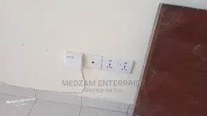 3bdrm Apartment in Kisimani, Ziwa la Ngombe for rent