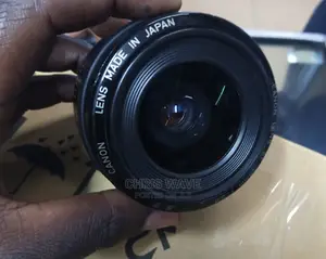 Canon 28mm Lens F2.8 for Portraits and Videos