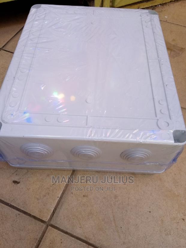 300*250 Adaptor Box - thumbnail 3