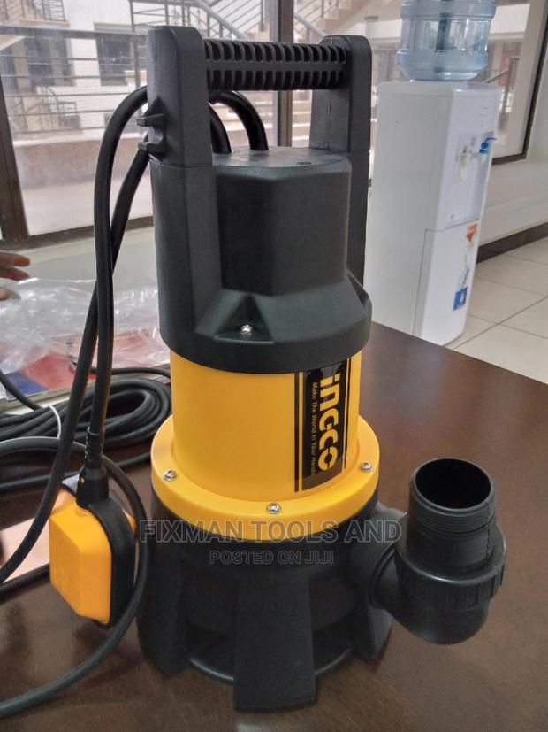 SUBMISSIVE WATER PUMP, 1.5 HP, Max Head 16 M, 216litre / Min - main view