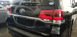 Toyota Land Cruiser Prado 2014 Green