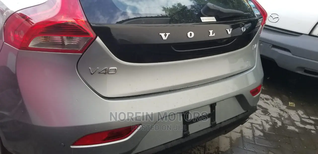 Volvo V40 2015 Gray