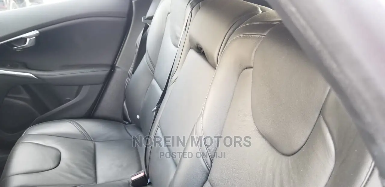 Volvo V40 2015 Gray