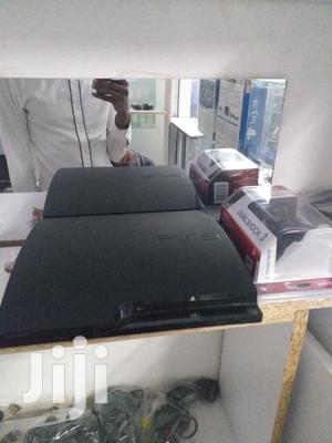 PLAYSTATION 3 WITH 20 GAMES !!!