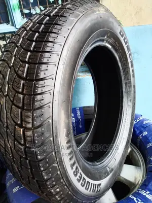 215/65 R 16 Bridgestone 687 Tyres