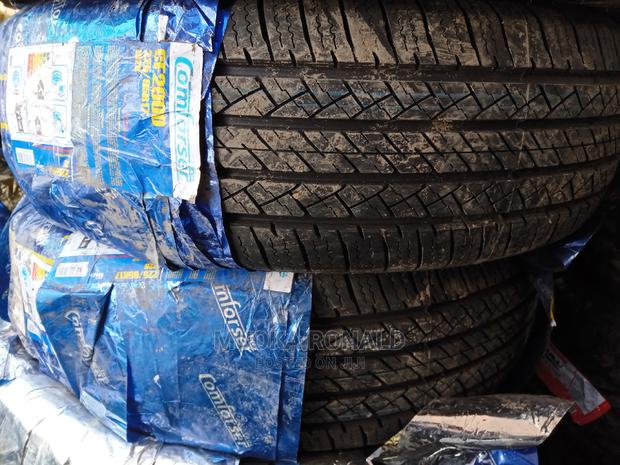 225/65r17 Comfoser Tyre (Cf2000