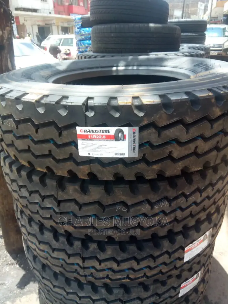 11 R 22.5 Roadshine Tyres