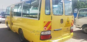 New Isuzu Executive Bus 2014
