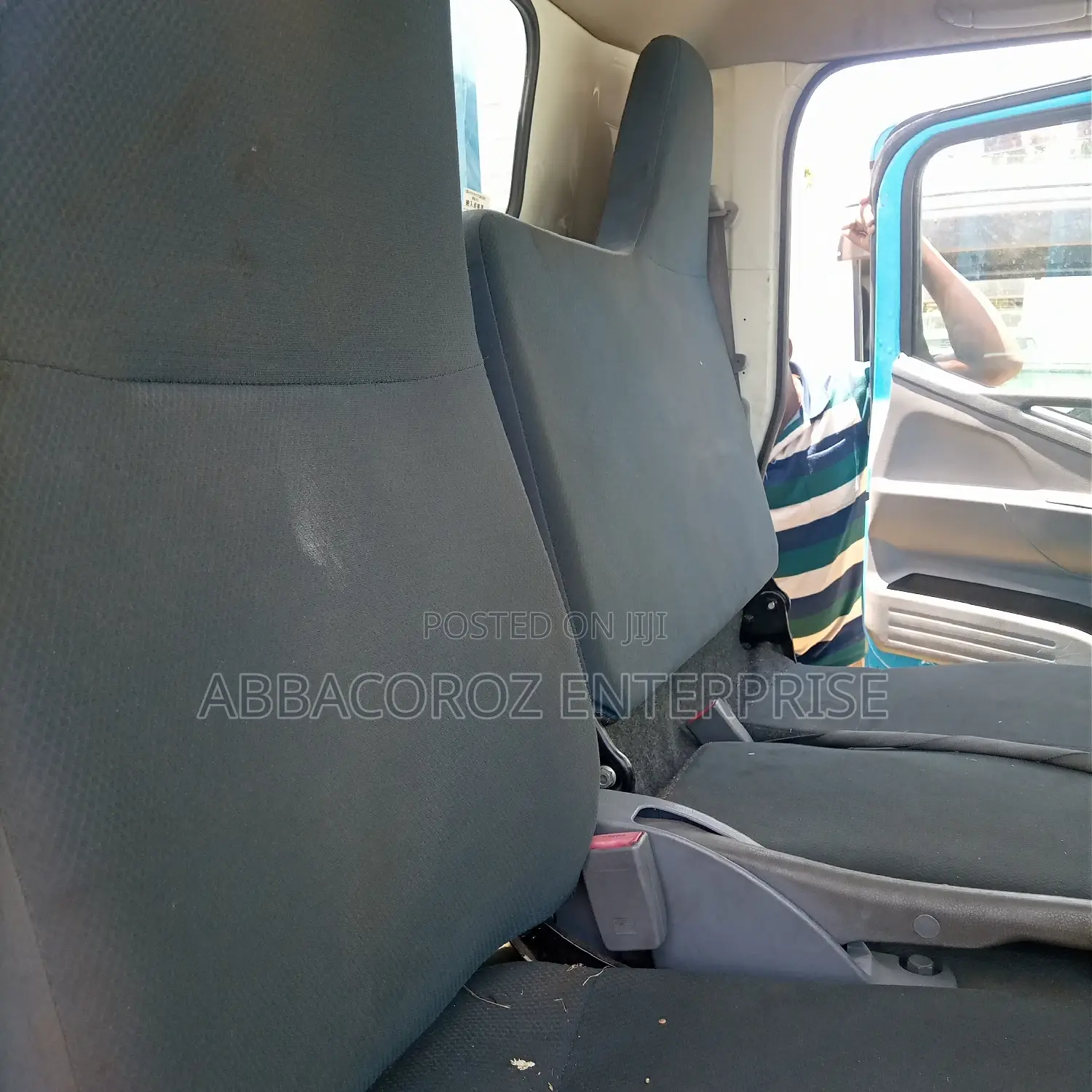 Mitsubishi Canter 2014 Blue