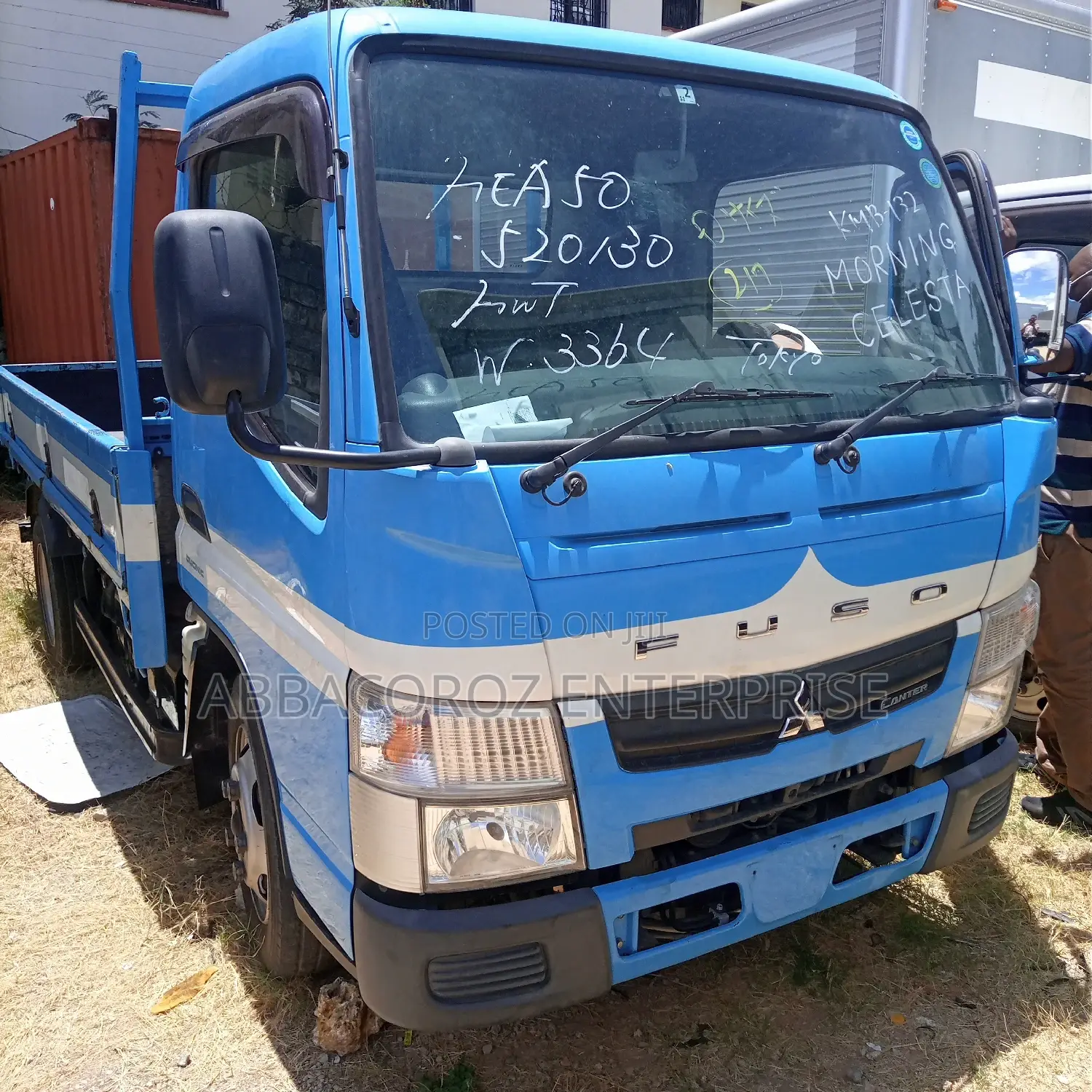Mitsubishi Canter 2014 Blue