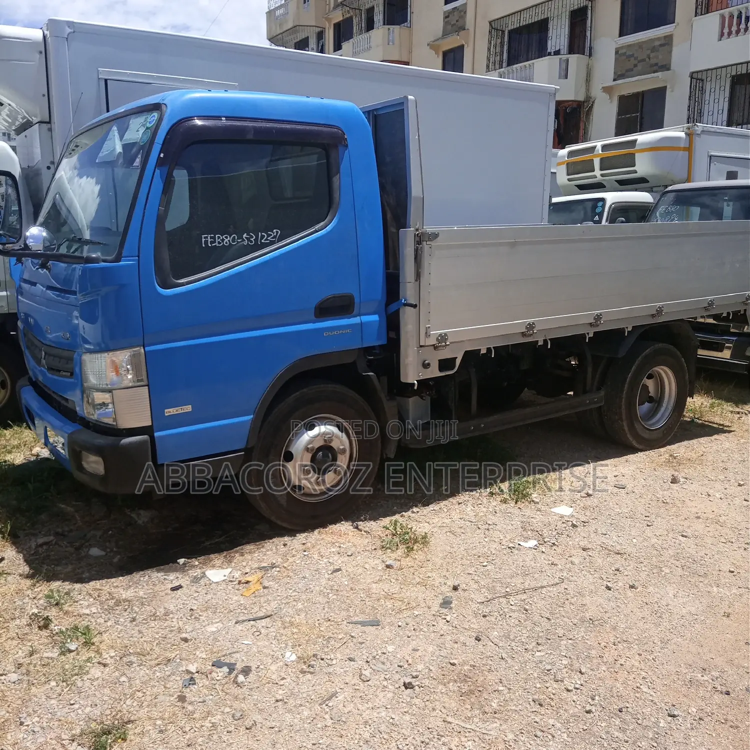 Mitsubishi Canter 2014 Blue