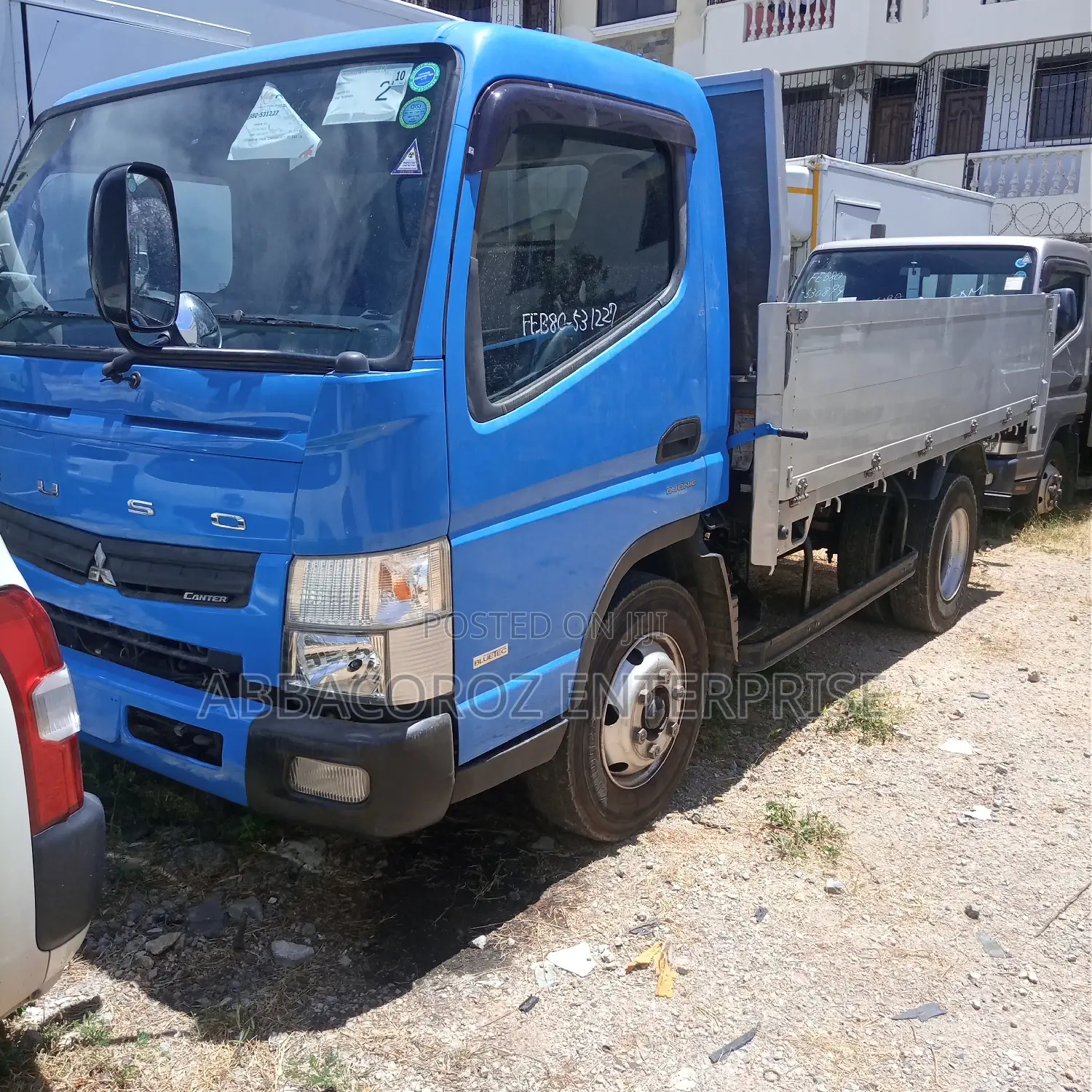 Mitsubishi Canter 2014 Blue