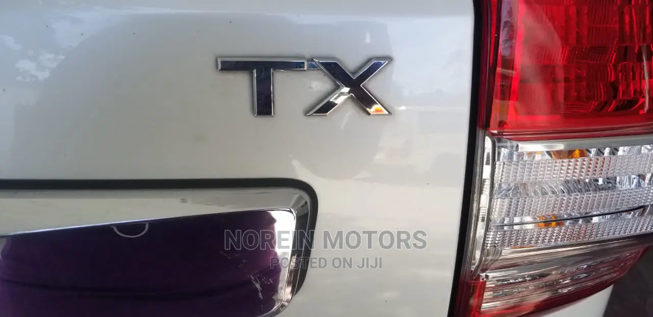 Toyota Land Cruiser Prado 2014