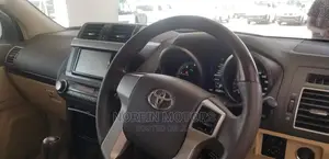 Toyota Land Cruiser Prado 2014