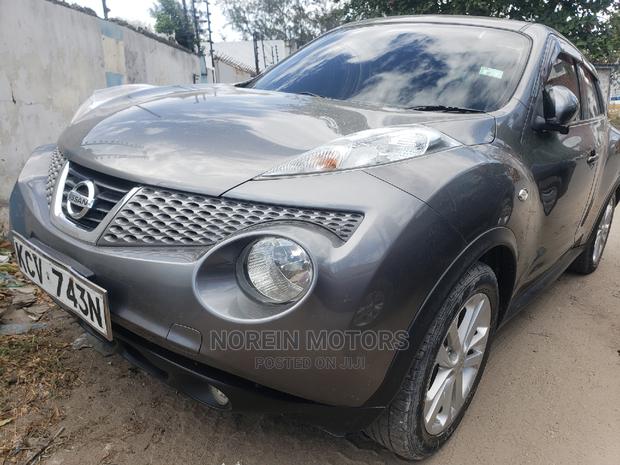 Nissan Juke 2012 Gray - main view